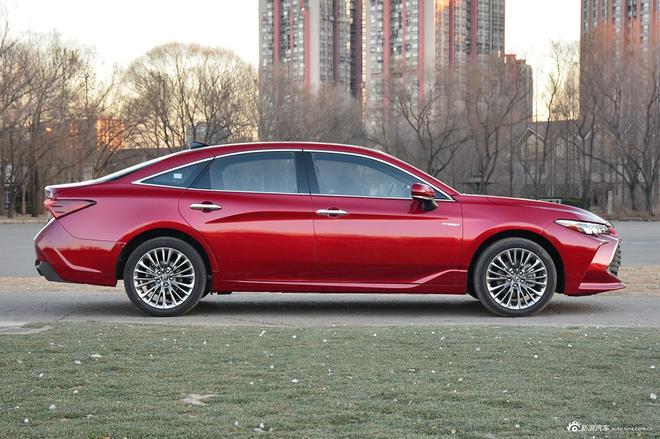 亚洲龙预售价正式公布 混动版高配预售价28.98万元