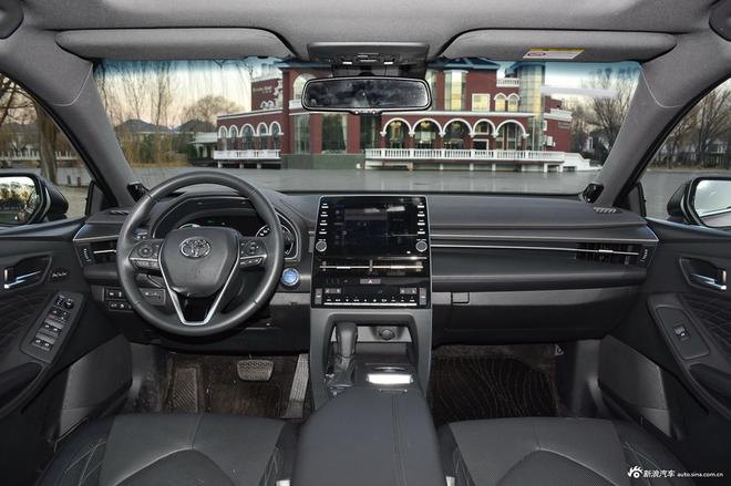 亚洲龙预售价正式公布 混动版高配预售价28.98万元