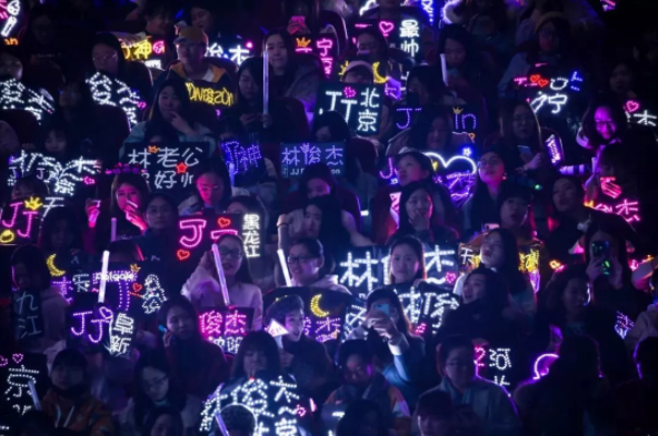 新一代凯迪拉克CT6主场上市，超级智能驾驶系统