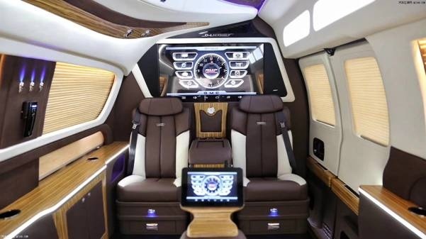 猛汉形象 2018全新款GMC房车报价解析